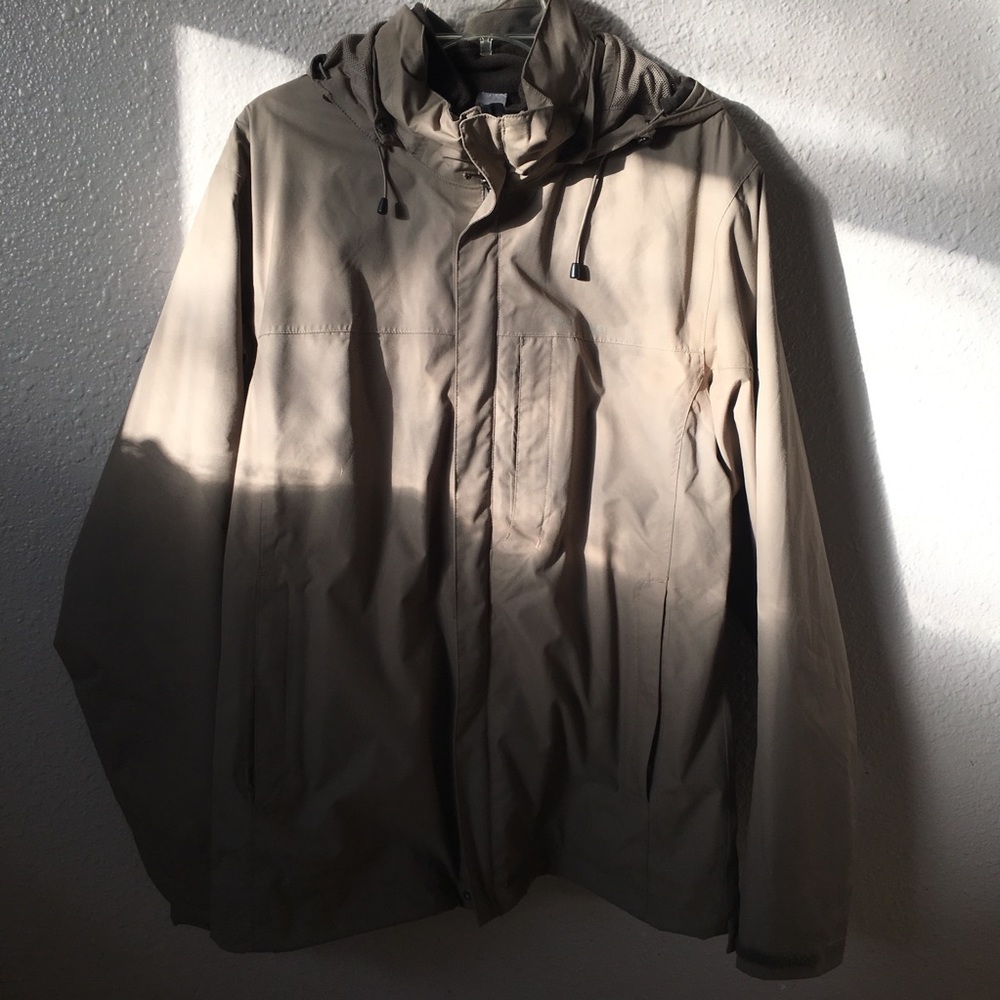 GOOD QUALITY MEN COAT